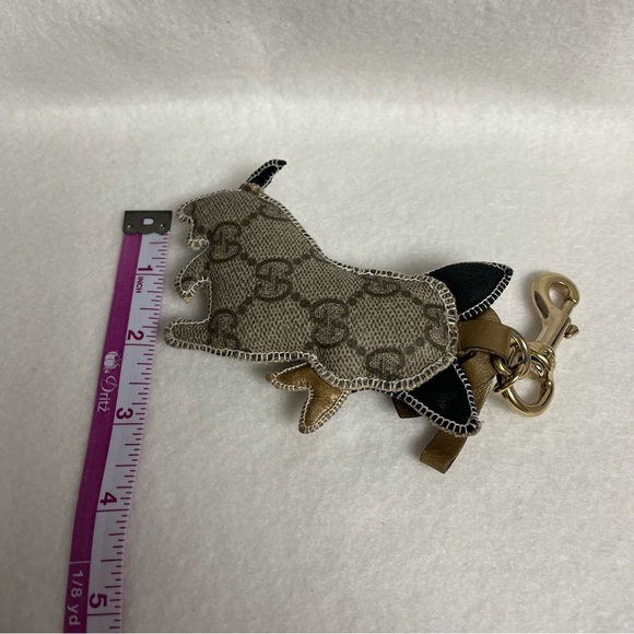 GUCCI FRENCH BULLDOG KEYCHAIN Leroy Guccioli Dog Frenchie Monogram Charm - Picture 12 of 15